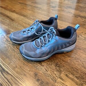 Merrell Women's Blue/Grey Hiking Shoes - 7.5